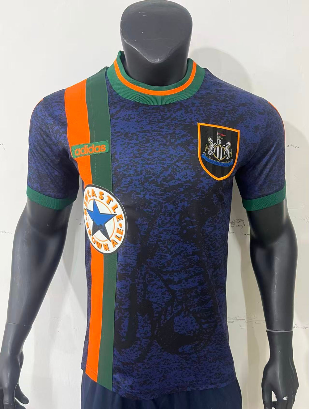 Newcastle United 97-98 Jersey - Retro Edition