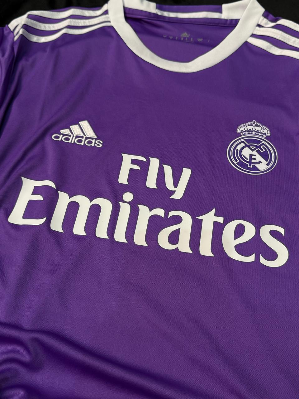 Real Madrid 16/17 Away Jersey - Retro Edition